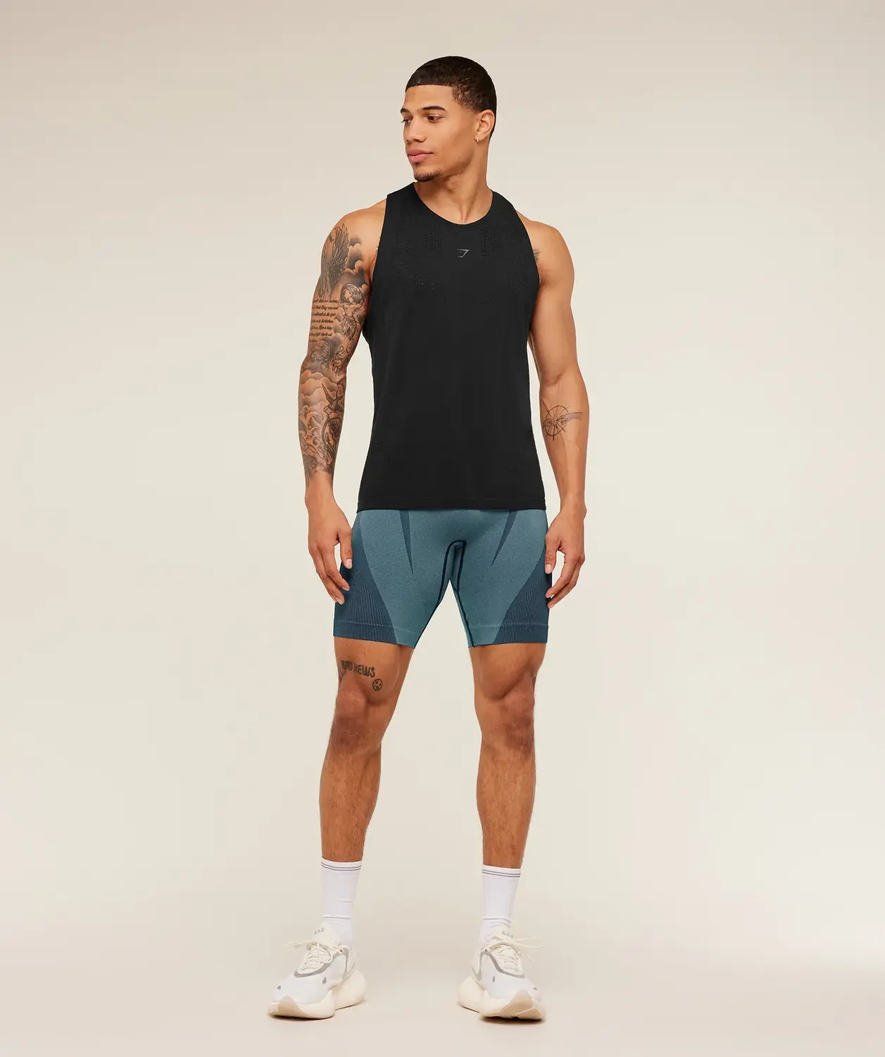 Seamless Running Half Tight Body Fit - Image 4